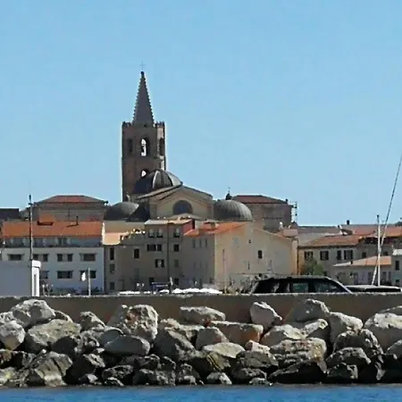 Alojamento de Acomodação e Pequeno-almoço Al Trentados Alghero