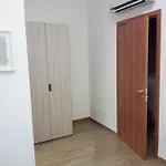 Trenta-dos Appartamento *