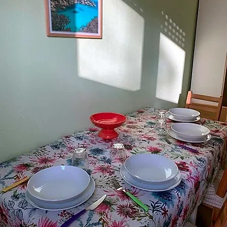 Trenta-dos Apartamento *