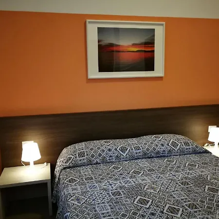 Trenta-dos Apartmán *